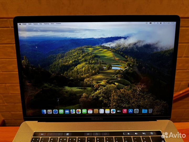 Macbook pro 15 2019 i7 16gb 256gb