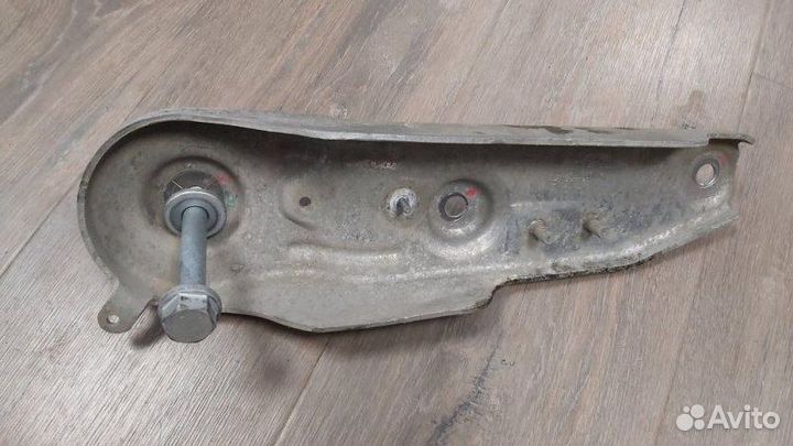 Тяга реактивная задняя правая Bmw 528I F10 N20B20A