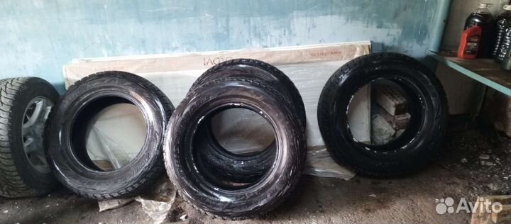 Bridgestone Blizzak DM-V1 285/60 R18 116R