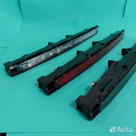 Стоп сигнал на крышку багажника Mercedes-Benz W211