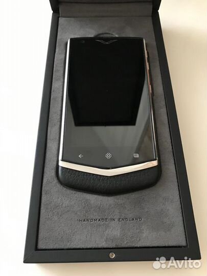 Vertu Constellation Pure Black