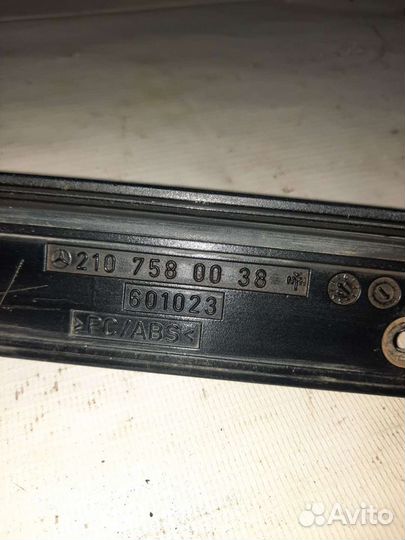 Накладка крышки багажника Mercedes Benz W210 E-Kl