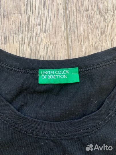 Футболки для девочки benetton