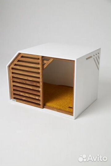 Лежанка для собак и кошек / Вольер для собак