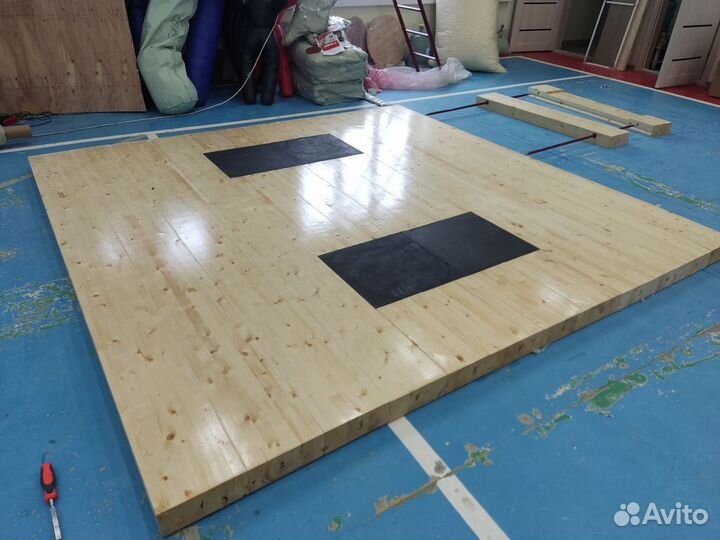 Помост тяжелоатлетический 2.5х2.5х0.1 м, DNN