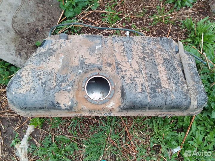 Топливный бак на ваз 2114, Спойлер
