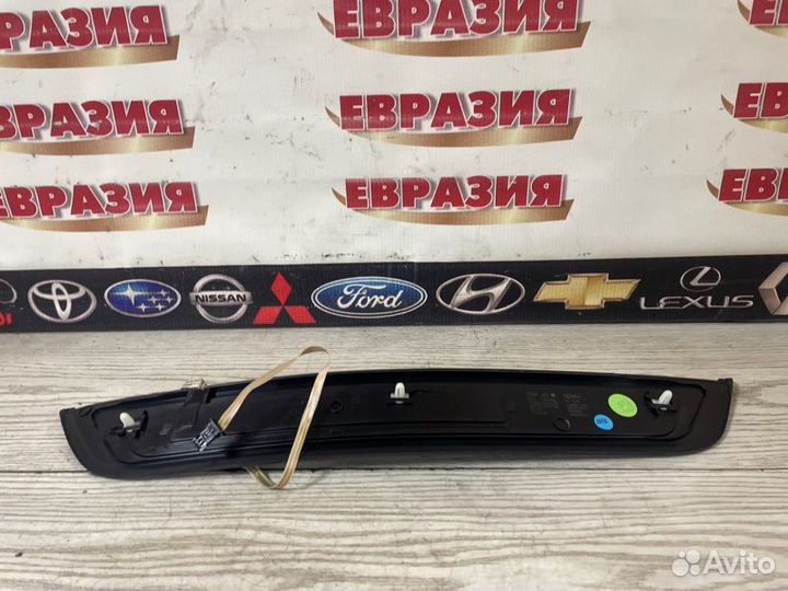 Накладка на порог задняя правая Bmw 5-Series G30