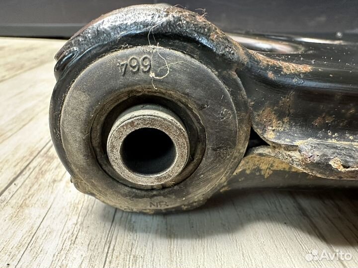 Рычаг передней подвески левый Opel Astra G