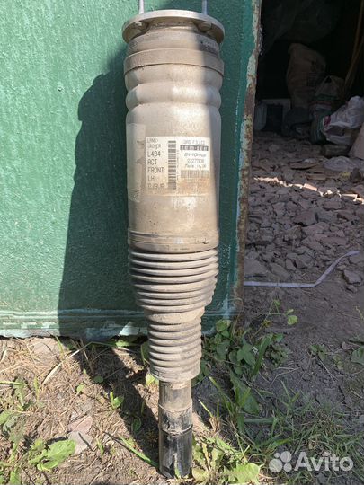 Стойка передняя левая Range Rover L405 L494