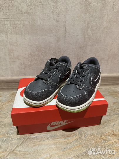 Детские Кроссовки nike dunk low оригинал