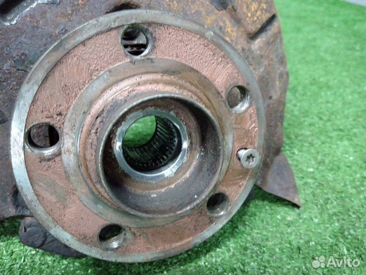 Кулак поворотный передний левый Audi A1 8X1 caxb