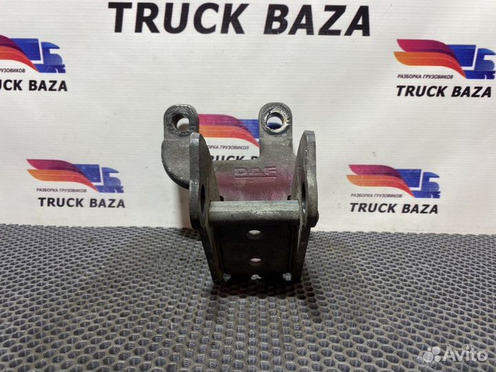 Кронштейн торсиона кабины левый Daf XF106