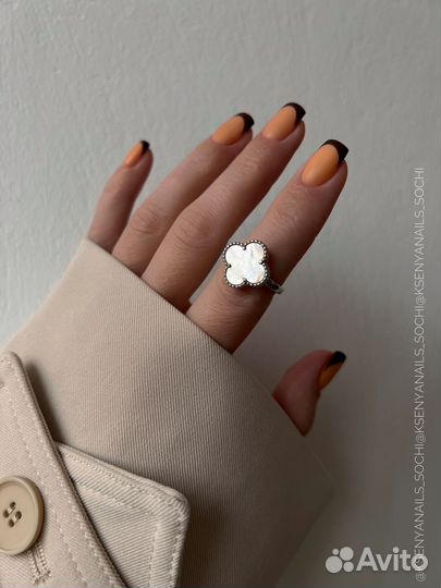 Маникюр/педикюр