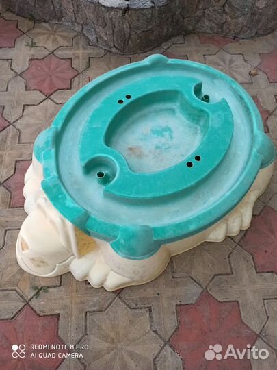 Детская песочница с крышкой пластиковая