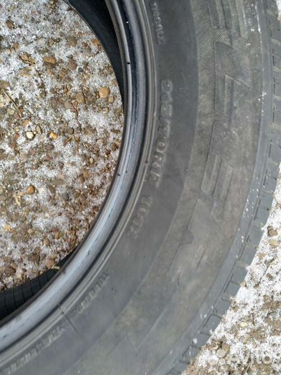 Bridgestone Blizzak Extra PM-30 215/70 R17