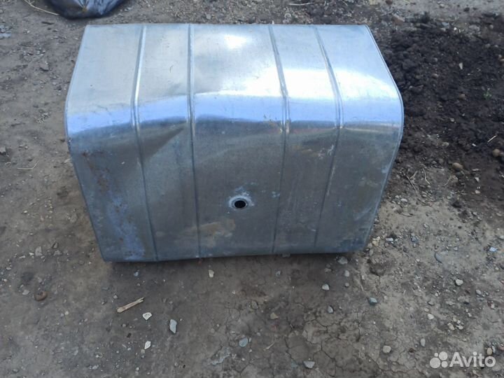 Бак для воды60см на 40 см