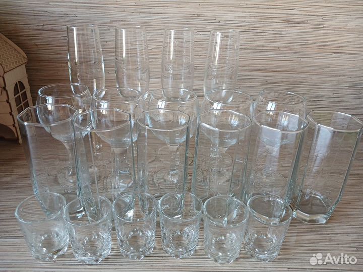 Бокалы, стаканы, рюмки