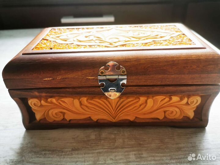 Шкатулка для украшений дерево