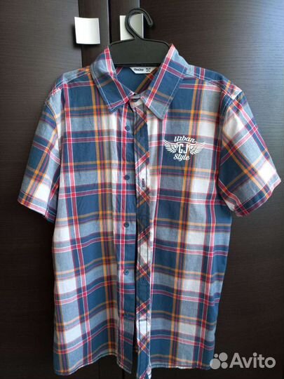 Рубашка на мальчика белая