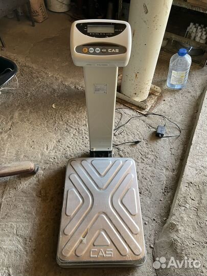 Весы напольные электронные