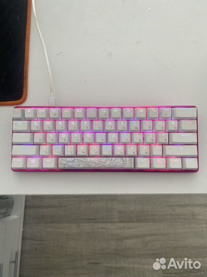 Клавиатура HyperX Alloy Origins 60 Pink