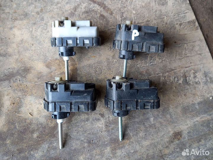 Honda Pilot корректор фара