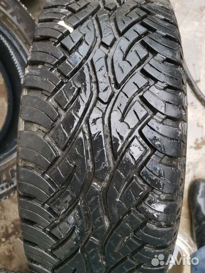 Continental ContiCrossContact AT 215/65 R16 98T