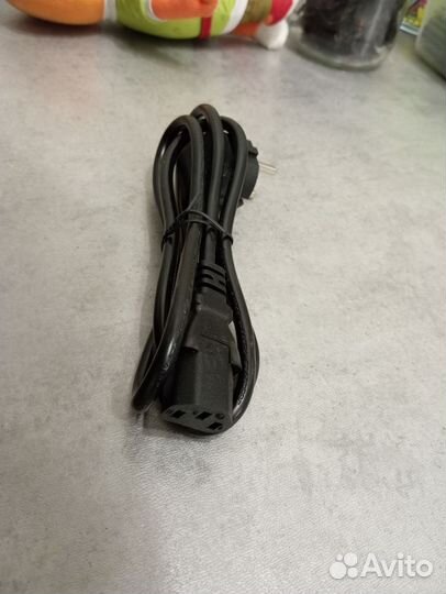 Кабель для компьютера