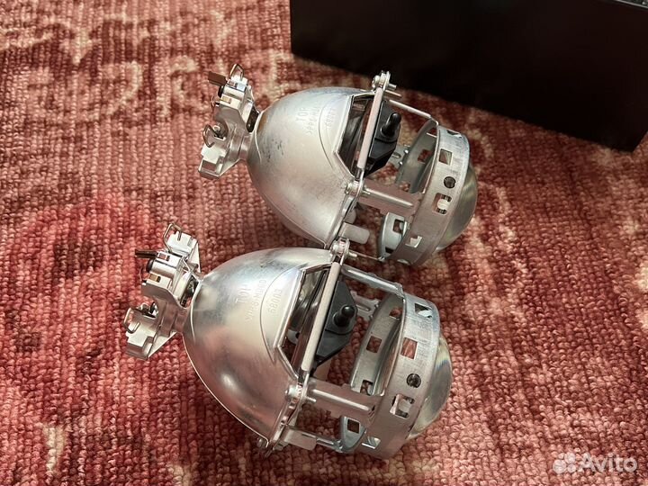 Линзы Toyota Camry 50 AFS