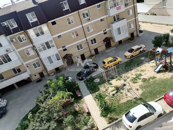 2-к. квартира, 55,5 м², 4/4 эт.