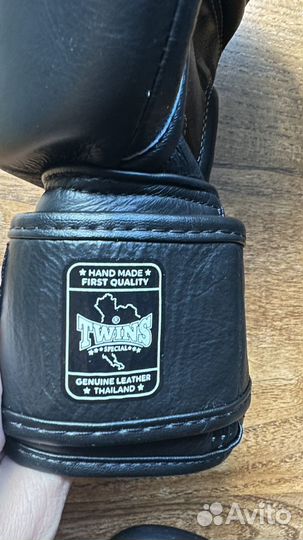 Боксерские перчатки twins 6
