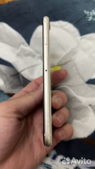 iPhone SE (2022), 128 ГБ