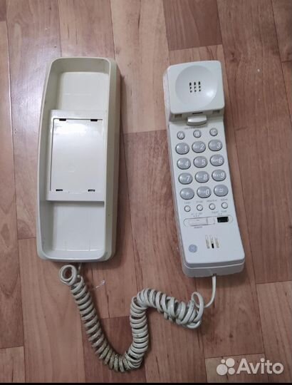 Проводные телефоны б/у