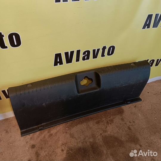 Накладка задней панели Hyundai Solaris 1 седан