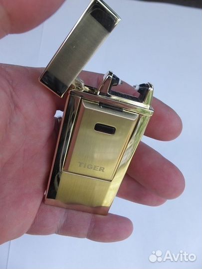 USB зажигалка Tiger золото