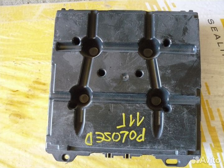 Блок комфорта VW Polo SED Rus