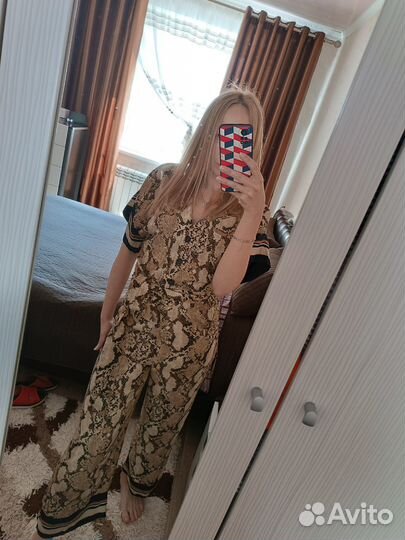 Комбинезон женский