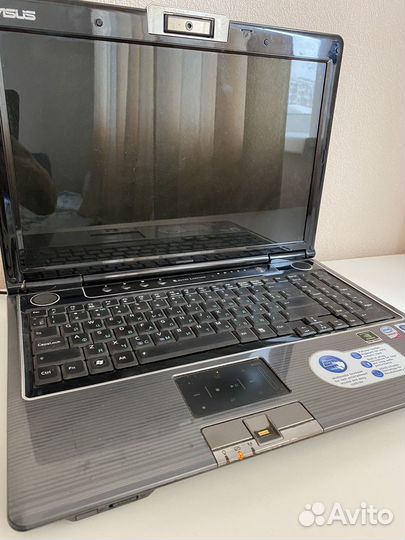 Ноутбук asus