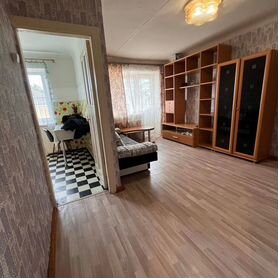 1-к. квартира, 30 м², 4/4 эт.