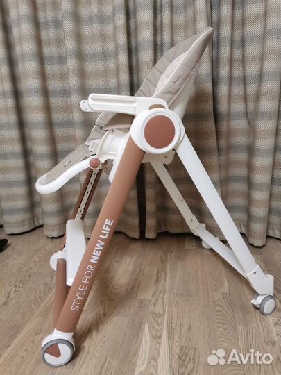 Стул для кормления Happy Baby berny V2 beige