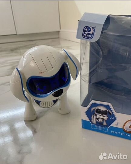 Собака-робот интерактивная Chappi