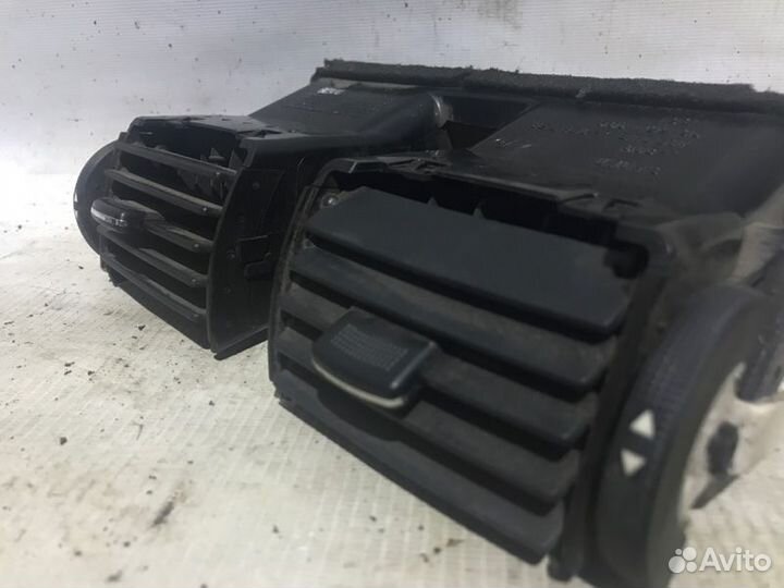 Дефлектор в торпеду Chevrolet Lacetti седан 1.6