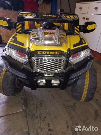 Детский электромобиль джип