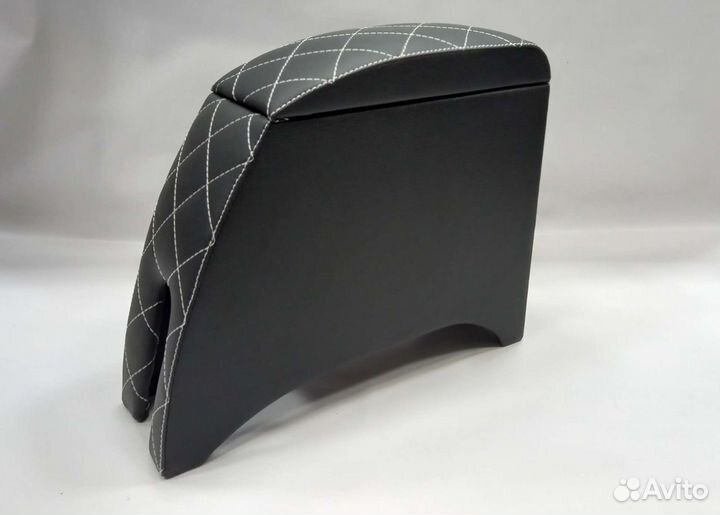 Лада ваз 2101-07 Бар подлокотник с белой строчкой