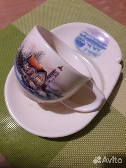 Чашка с пирожковой тарелкой