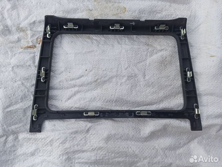 Рамка магнитолы volkswagen polo