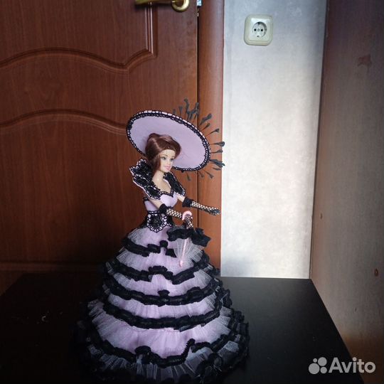 Новогодние подарки кукла