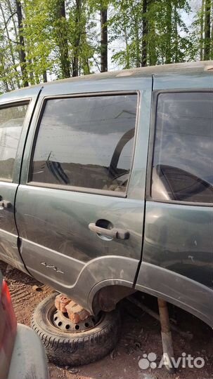 Дверь задняя левая Шевроле Нива