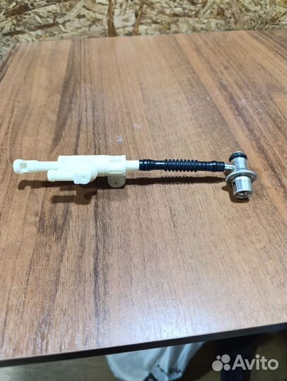 Регулятор давления топлива toyota