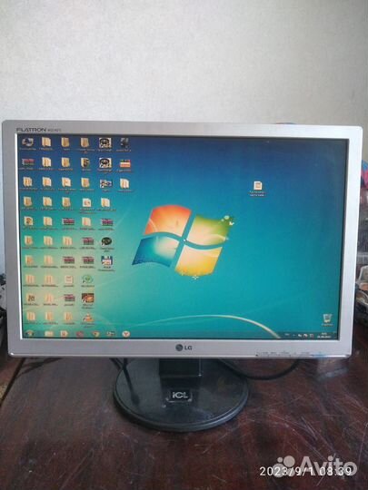 Монитор Samsung